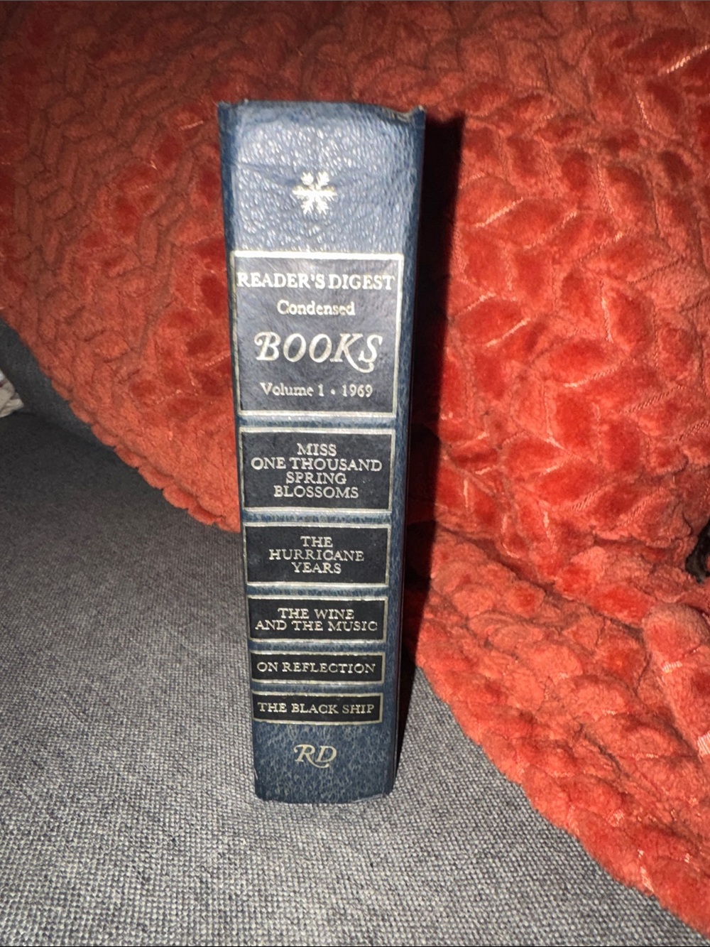 Vintage Reader's Digest Condensed Books: Volume 1, 1969 Winter Selection